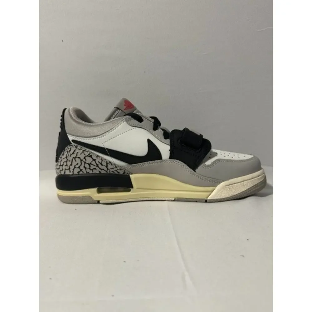 Nike Air Jordan Legacy Size 6 M-7.5 W 312 Low Tech Grey Cement N250
